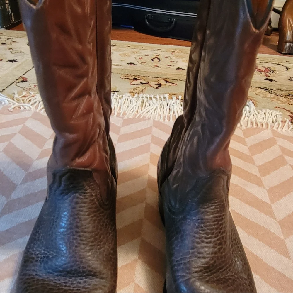 UFCW Cowboy brown boots made in America size 9